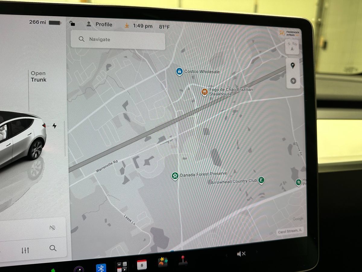 Used 2023 Tesla Model Y AWD image 41