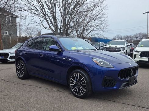Used 2023 Maserati Grecale Modena AWD/4WD image 8