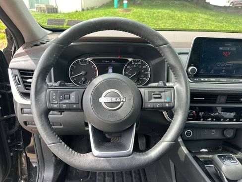 Certified 2023 Nissan Rogue SV w/ SV Premium B Package AWD/4WD image 42