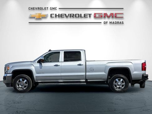 Used 2016 GMC Sierra 3500 SLT w/ Duramax Plus Package image 6
