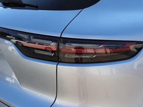 Used 2019 Porsche Cayenne image 65