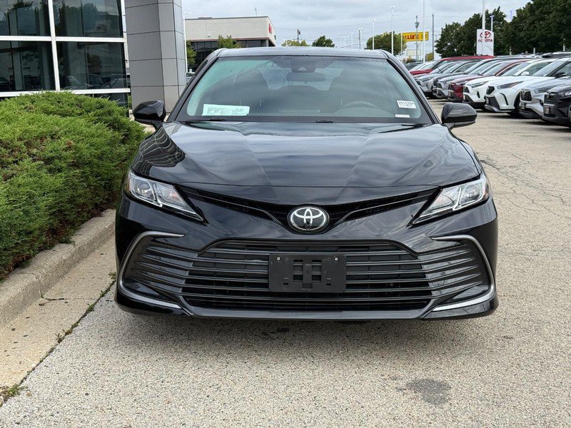 Used 2024 Toyota Camry LE FWD image 8