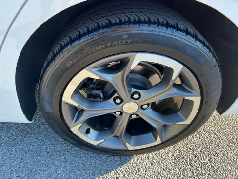 Used 2022 Chevrolet Malibu LT image 13