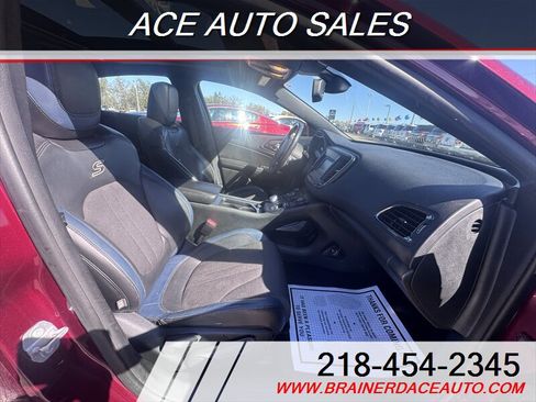 Used 2015 Chrysler 200 S w/ Comfort Group AWD/4WD image 14