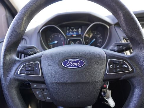 Used 2016 Ford Focus SE image 20