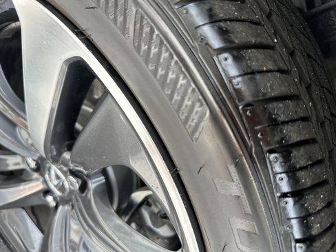 Used 2025 Acura TLX w/ Technology Package FWD image 7
