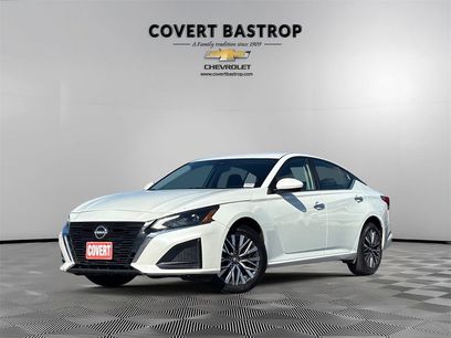 Used 2023 Nissan Altima 2.5 SV