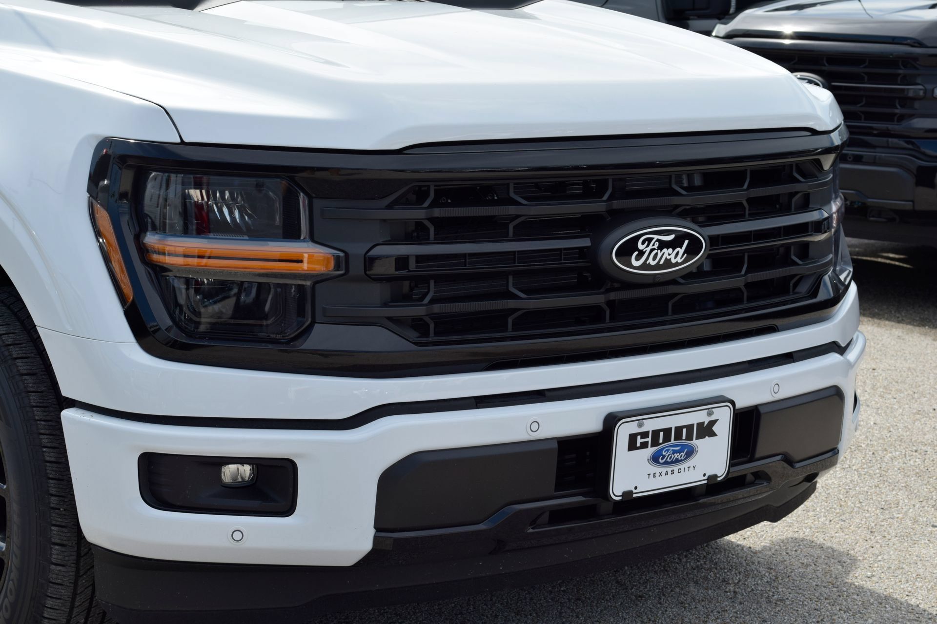 New 2026 Ford F150 XLT w/ Equipment Group 302A MID RWD image 27