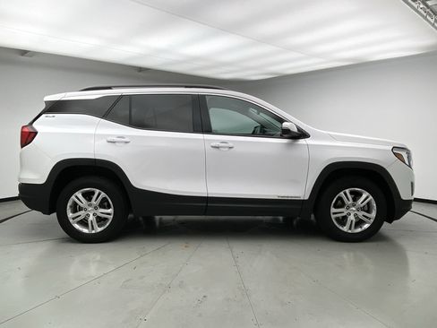 Used 2020 GMC Terrain SLE w/ Driver Convenience Package AWD/4WD image 6