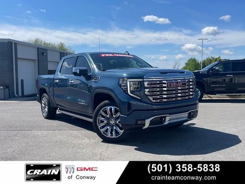 Used 2024 GMC Sierra 1500 Denali w/ Denali Reserve Package AWD/4WD image 1