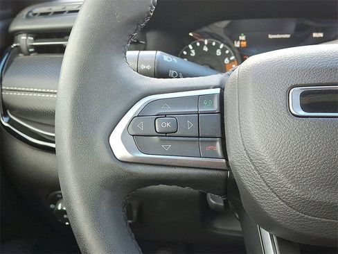 Used 2024 Jeep Compass Latitude w/ Convenience Group image 21