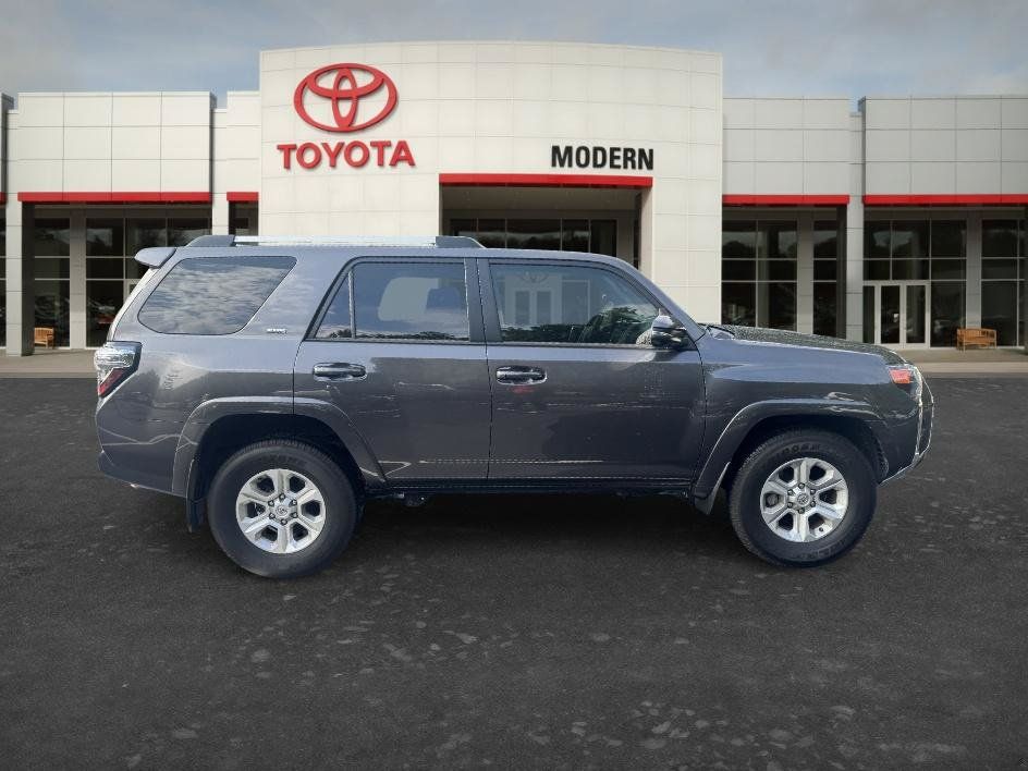 Used 2023 Toyota 4Runner SR5 Premium w/ Moonroof Package RWD image 21