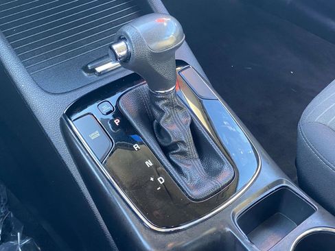 Used 2017 Kia Forte LX w/ LX Popular Package image 25