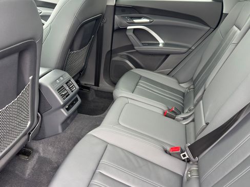 Certified 2025 Audi Q5 Premium w/ Convenience Package AWD/4WD image 22