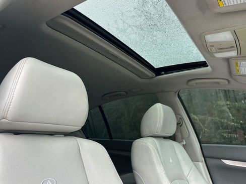 Used 2013 INFINITI G37 Journey w/ Premium Pkg image 17