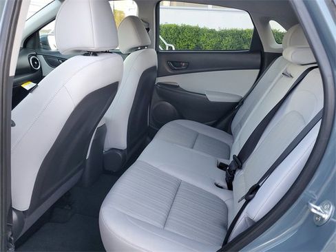 Used 2022 Hyundai Kona SEL image 12