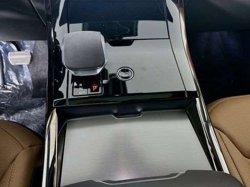 New 2026 Land Rover Range Rover Sport Dynamic SE AWD/4WD image 18