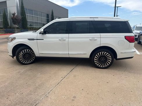 Used 2021 Lincoln Navigator Black Label w/ Cargo Convenience Package AWD/4WD image 4