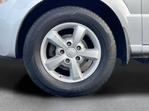 Used 2007 Kia Sorento LX w/ Sport Pkg image 33