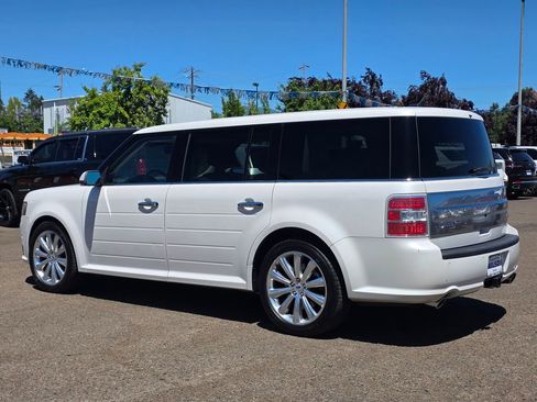 Used 2014 Ford Flex Limited w/ Equipment Group 303A AWD/4WD image 2