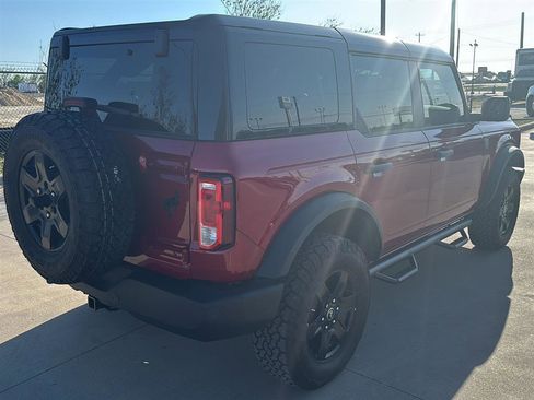 Used 2025 Ford Bronco Big Bend image 3