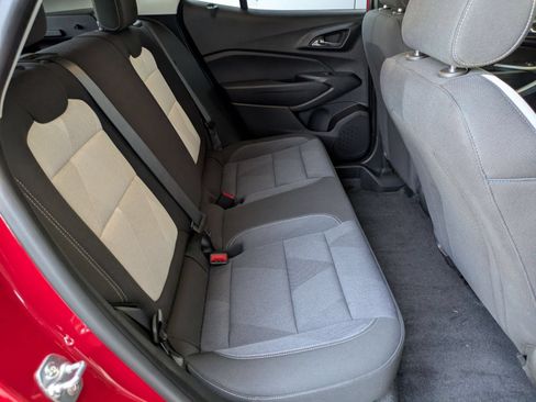 Used 2026 Chevrolet Trax LS FWD image 26