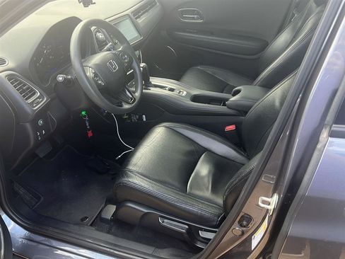 Used 2020 Honda HR-V EX image 3