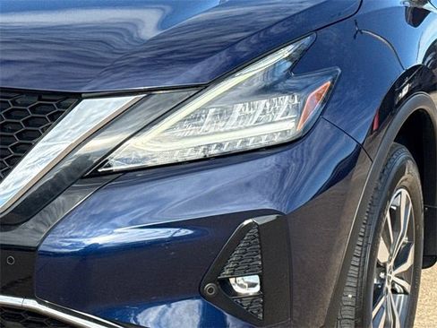 Used 2023 Nissan Murano SV image 5