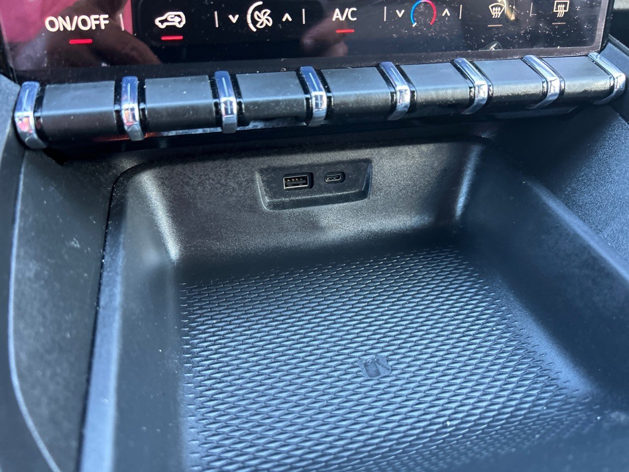 Used 2025 GMC Terrain Elevation AWD/4WD image 19