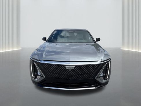 New 2026 Cadillac Lyriq Luxury image 2