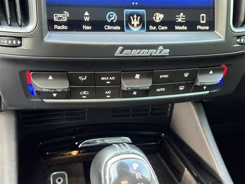 Used 2018 Maserati Levante S GranSport image 16