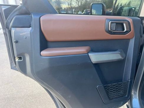 Used 2023 Ford Bronco Outer Banks AWD/4WD image 14