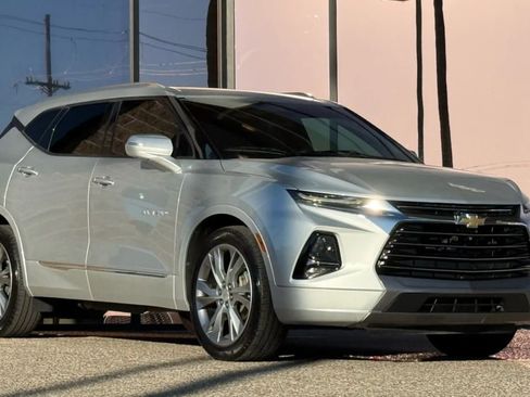 Used 2019 Chevrolet Blazer Premier w/ Sun and Wheels Package image 18