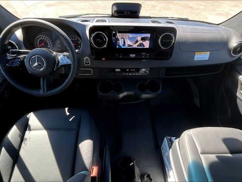 New 2026 Mercedes-Benz Sprinter 2500 image 5