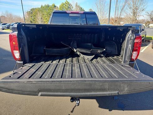 Used 2022 GMC Sierra 1500 Elevation w/ Preferred Package image 32