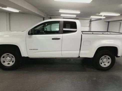 Certified 2017 Chevrolet Colorado W/T w/ WT Convenience Package RWD image 5