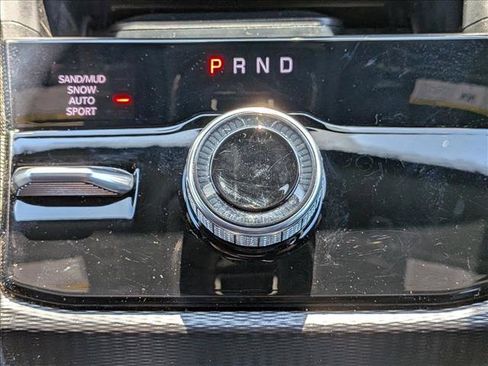 Used 2025 Jeep Grand Cherokee L Limited AWD/4WD image 12
