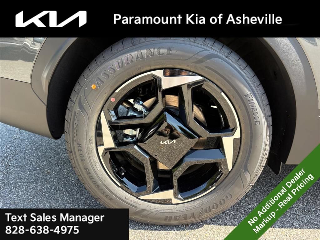 New 2026 Kia Sportage EX FWD image 30