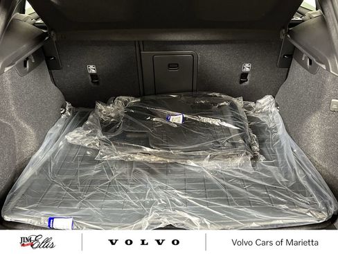 New 2026 Volvo XC40 B4 Plus w/ Climate Package image 19