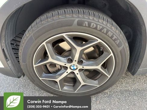 Used 2019 BMW X1 xDrive28i w/ Convenience Package AWD/4WD image 9