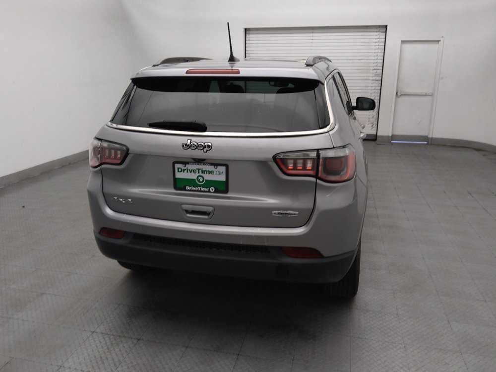 Used 2019 Jeep Compass Latitude AWD/4WD image 7