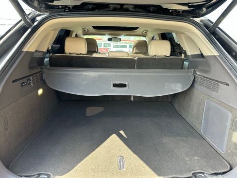 Used 2016 Lincoln MKX Reserve w/ Technology Package FWD image 6