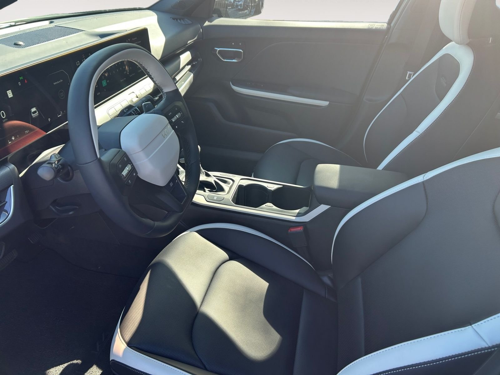 New 2026 Kia K4 GT-Line FWD image 9