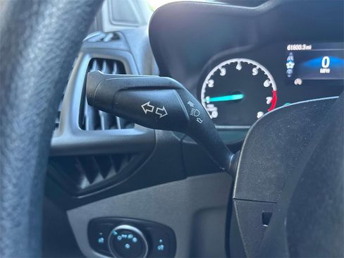 Used 2022 Ford Transit Connect XL image 31