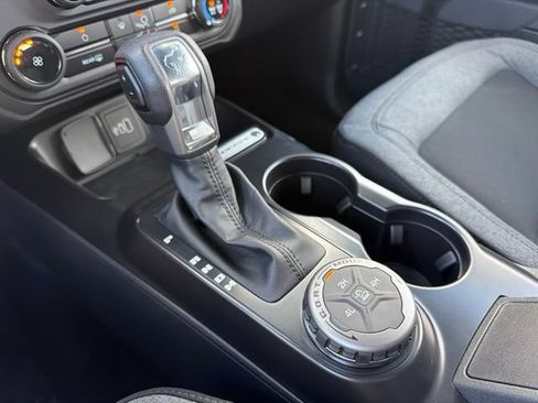New 2026 Ford Bronco 2-Door AWD/4WD image 16