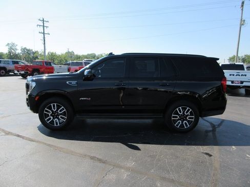 Certified 2023 GMC Yukon AT4 w/ AT4 Premium Package AWD/4WD image 10