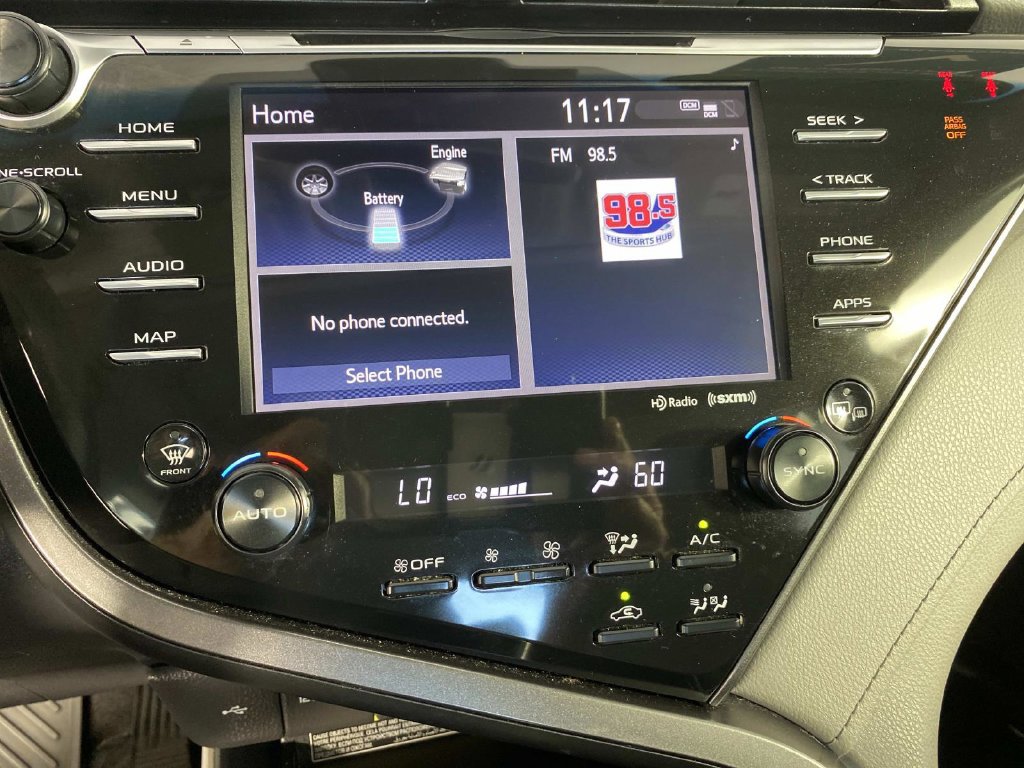 Used 2020 Toyota Camry LE w/ Sunroof Package FWD image 22