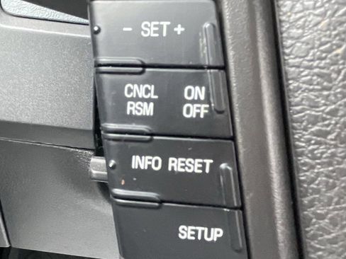 Used 2011 Ford F150 XLT w/ Trailer Tow Pkg image 21