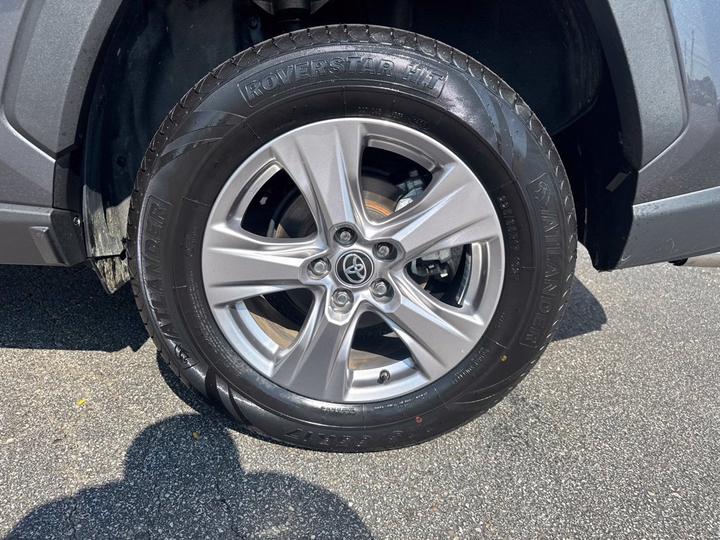 Certified 2024 Toyota RAV4 XLE FWD image 41