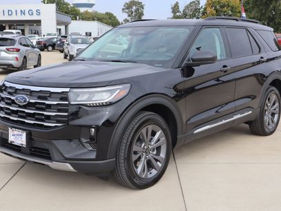 New 2025 Ford Explorer Active w/ Active Comfort Package